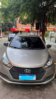 HYUNDAI HB20 1.0 UNIQUE 12V FLEX 4P MANUAL HYUNDAI HB20 1.0 UNIQUE 12V FLEX 4P MANUAL